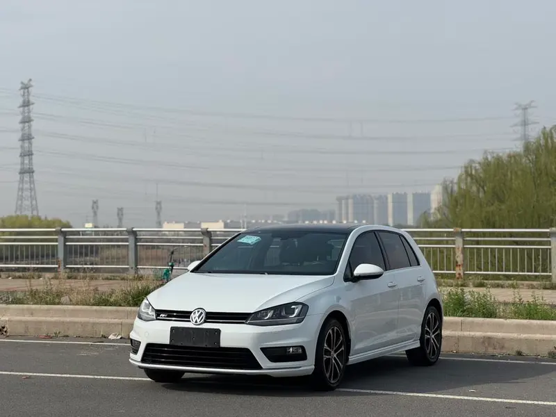 Volkswagen Golf, 2016