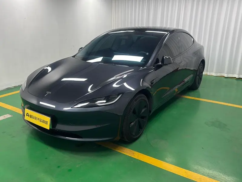Tesla Model 3, 2023
