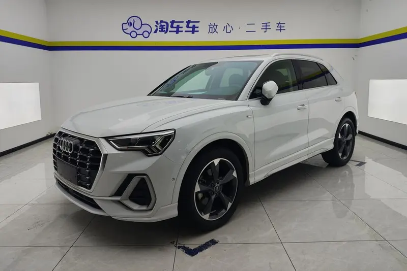 Audi Q3, 2021
