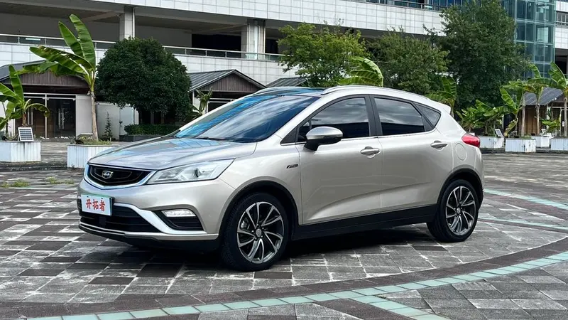 Geely Emgrand GS, 2016