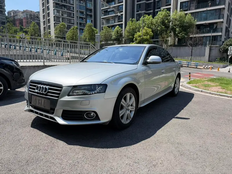 Audi A4L, 2009
