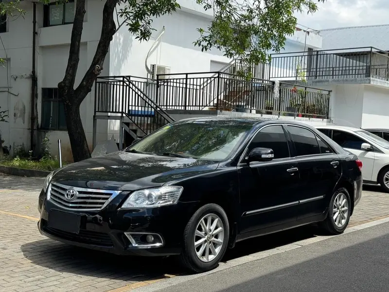Toyota Camry, 2010