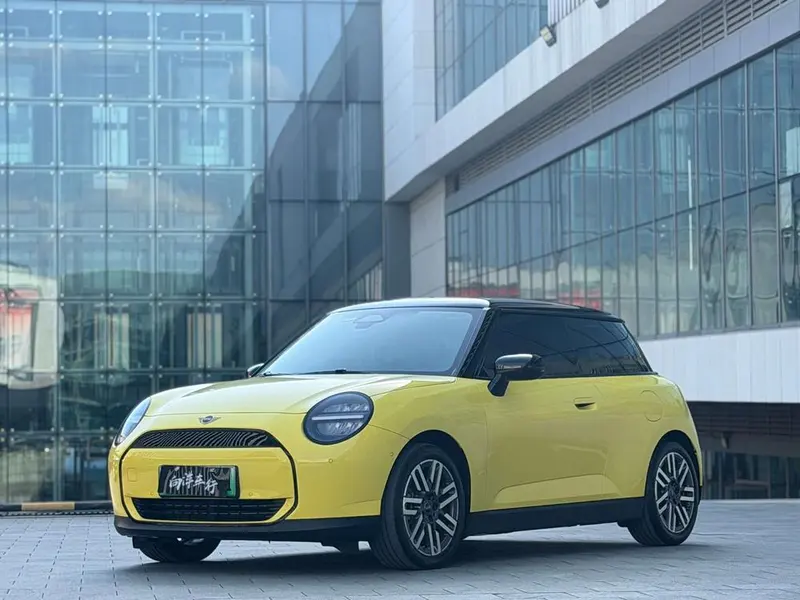MINI Cooper Electric, 2024