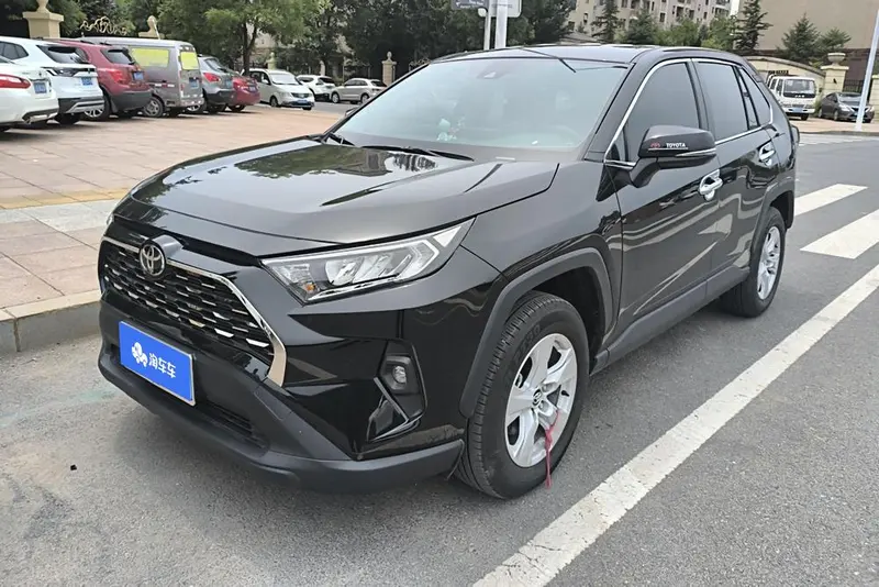 Toyota RAV4, 2024