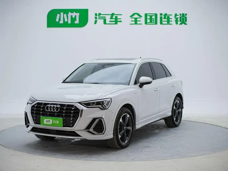 Audi Q3, 2022
