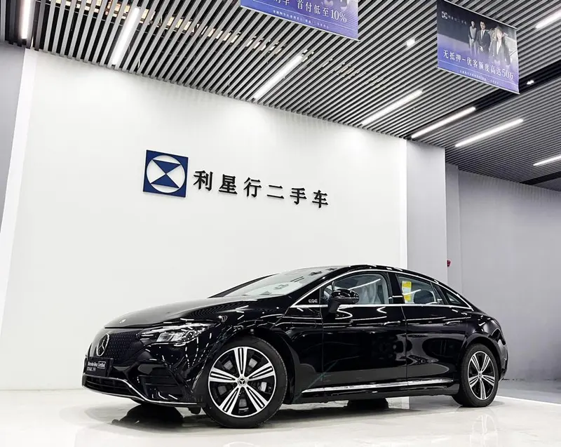 Mercedes-Benz EQE, 2025