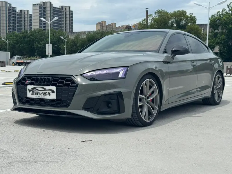 Audi S5, 2022
