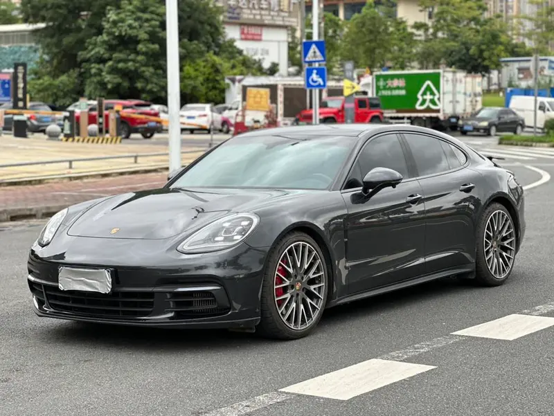 Porsche Panamera, 2020