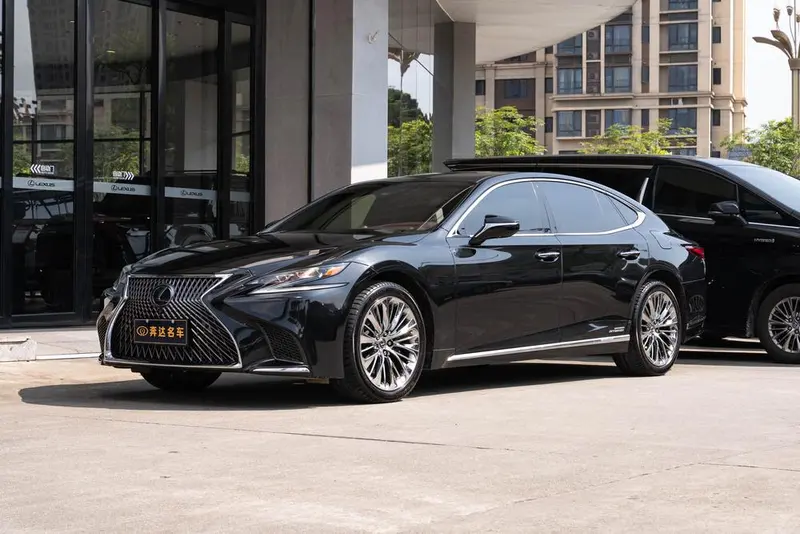 Lexus LS, 2018