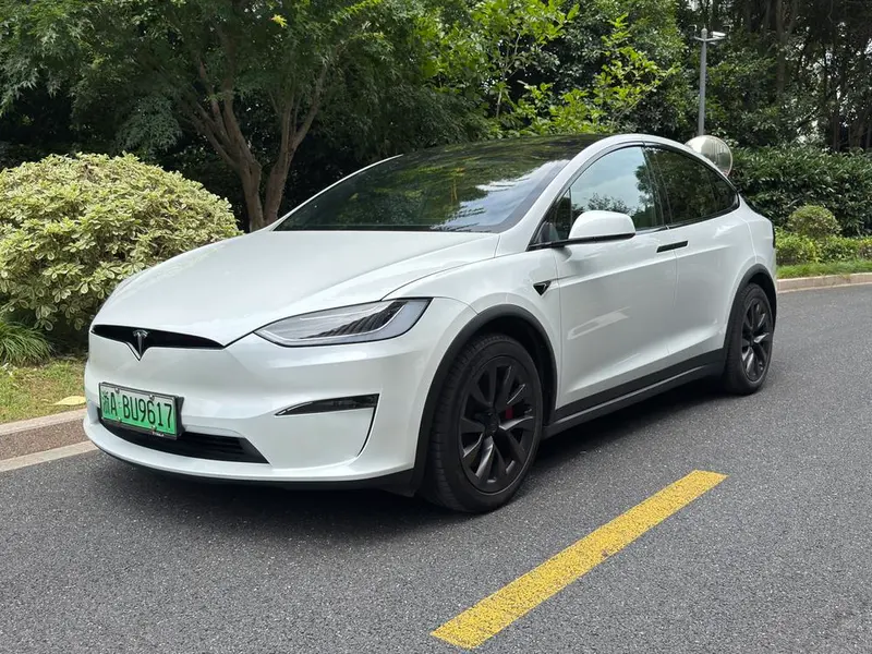 Tesla Model X, 2023