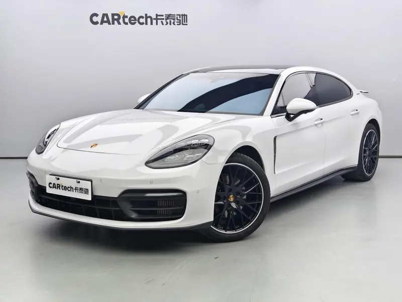 Porsche Panamera, 2022
