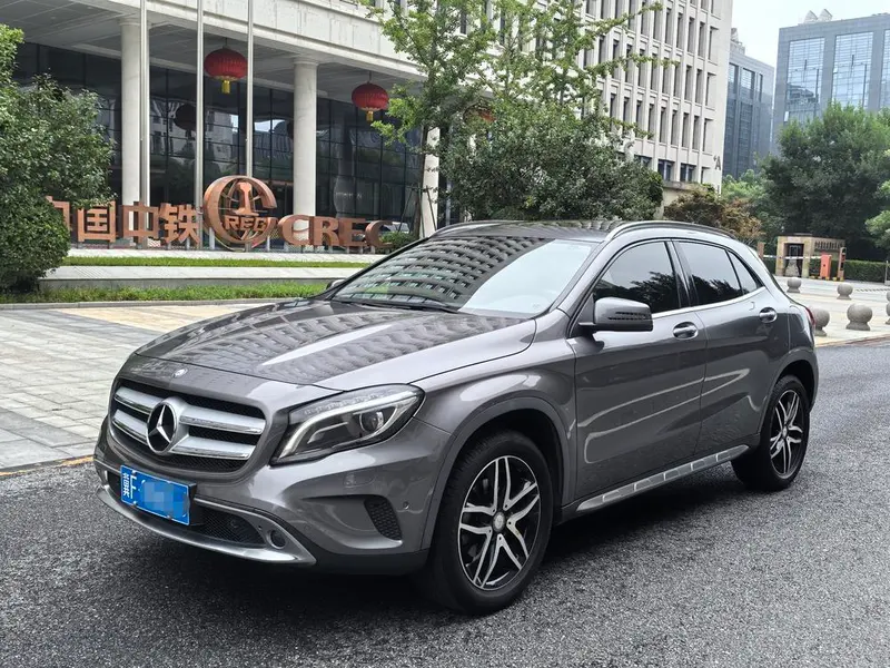Mercedes-Benz GLA, 2015