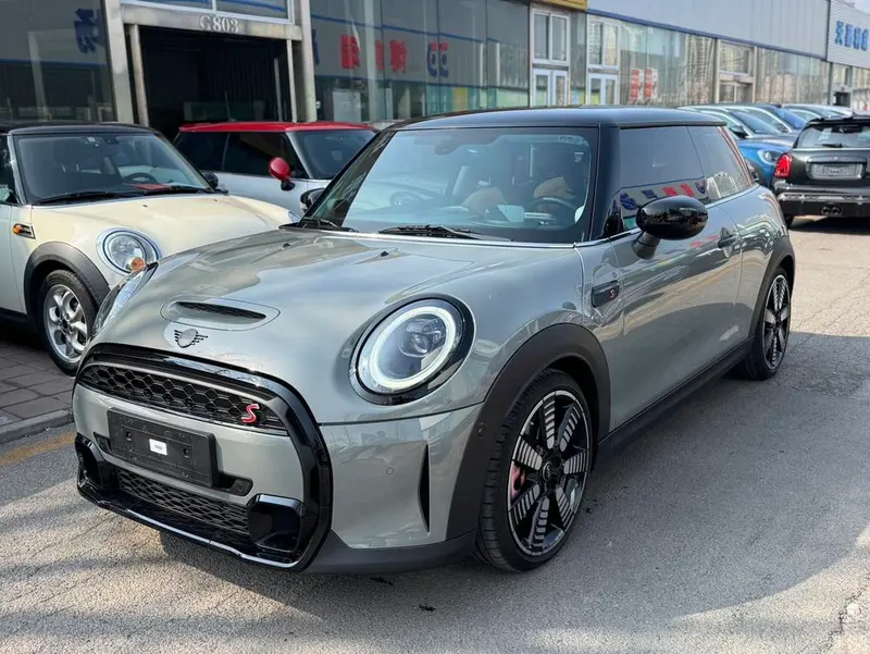 MINI MINI, 2023