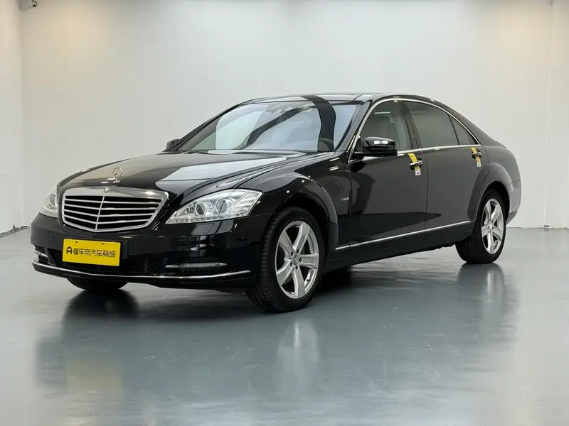 Mercedes-Benz S-Class, 2011