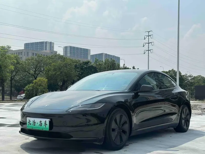 Tesla Model 3, 2023