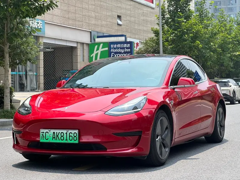 Tesla Model 3, 2020