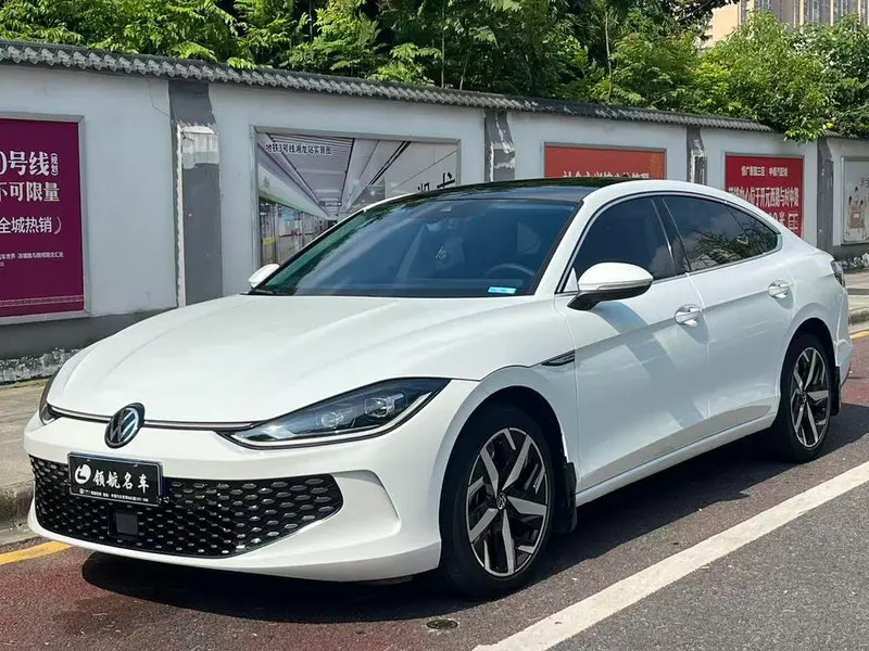 Volkswagen Lamando, 2023