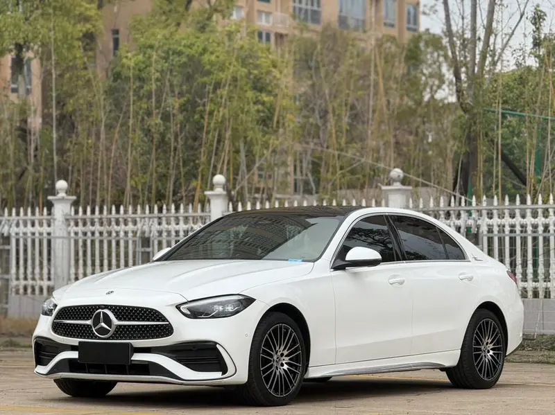 Mercedes-Benz C-Class, 2024