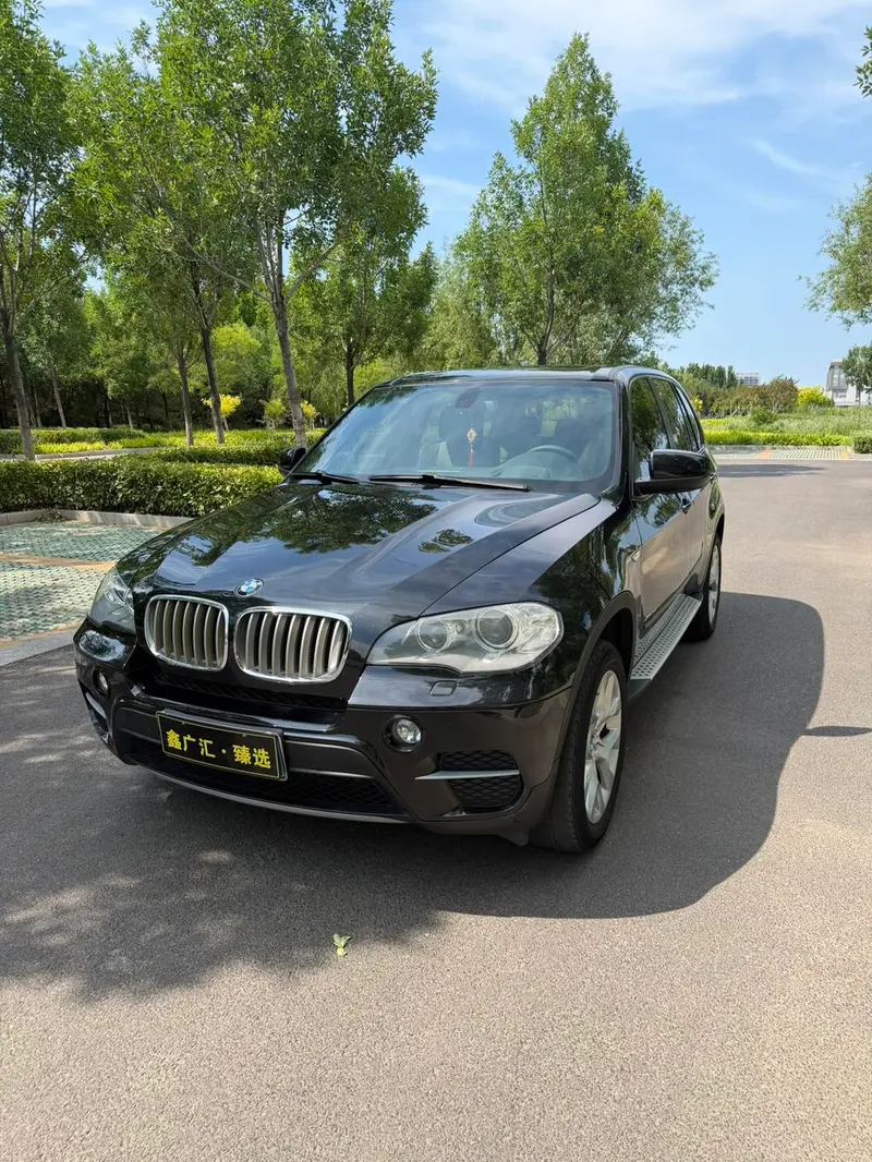 BMW X5 (Import), 2013