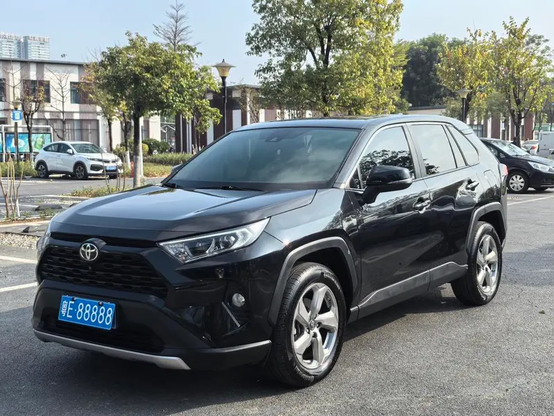 Toyota RAV4, 2021