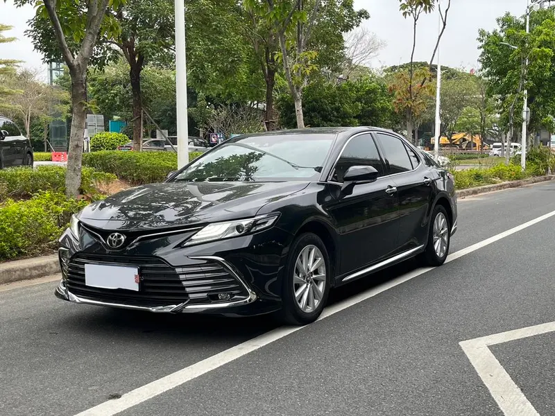 Toyota Camry, 2023
