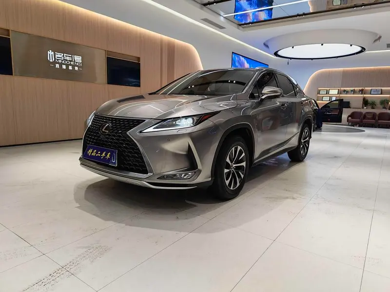 Lexus RX, 2020