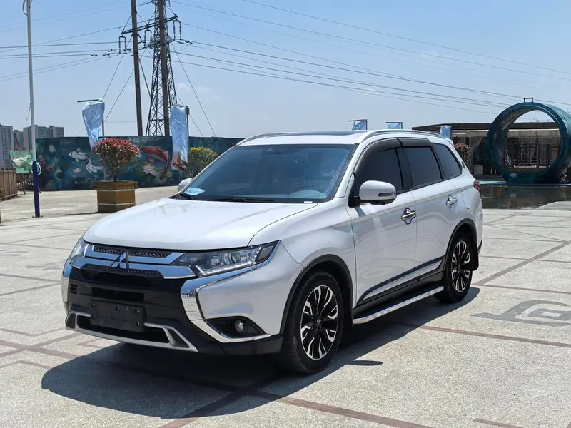 Mitsubishi Outlander, 2019