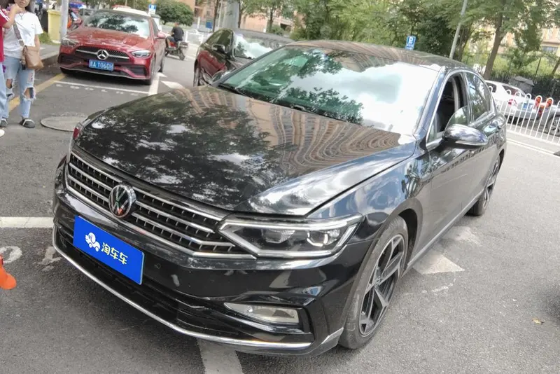 Volkswagen Magotan, 2023