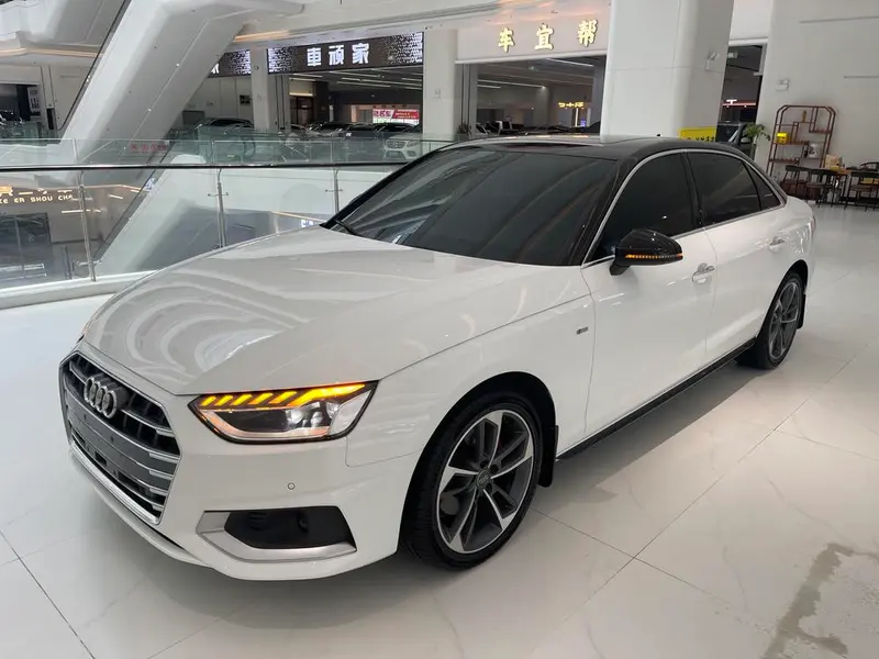 Audi A4L, 2020