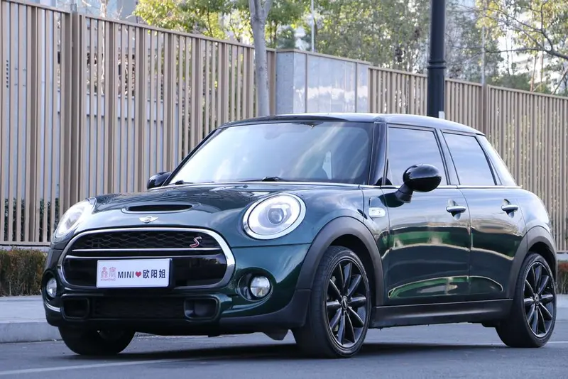 MINI MINI, 2016