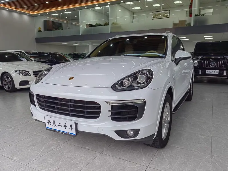 Porsche Cayenne, 2015