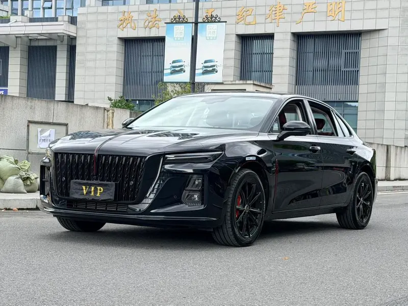 Hongqi H5, 2025