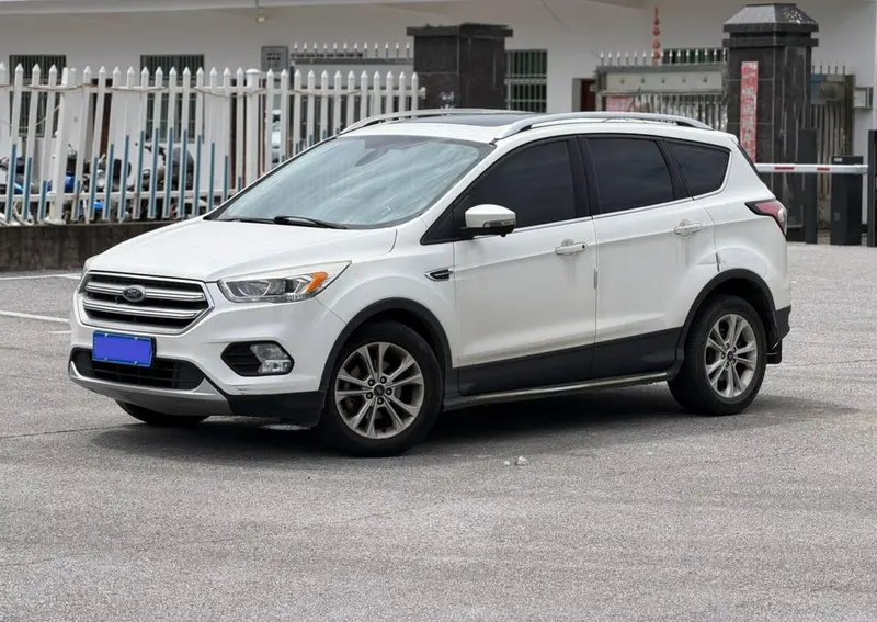 Ford Kuga, 2018