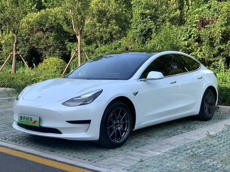 Tesla Model 3, 2019