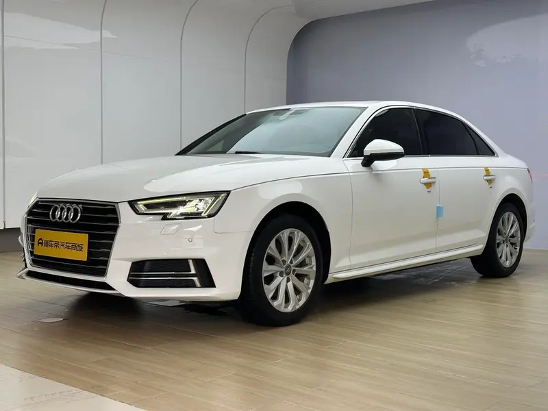 Audi A4L, 2019