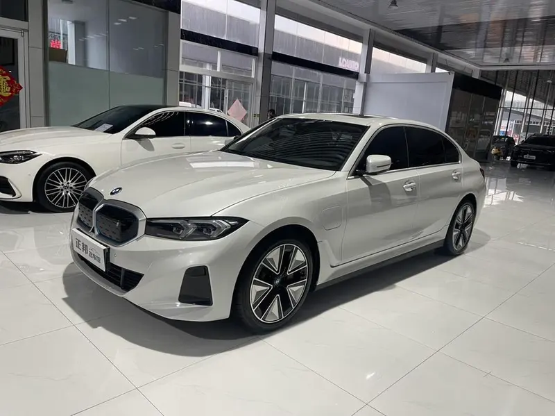 BMW i3, 2022