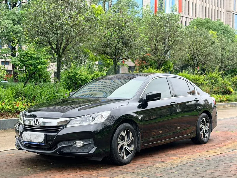 Honda Accord, 2016