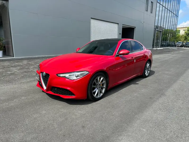 Alfa Romeo Giulia, 2017