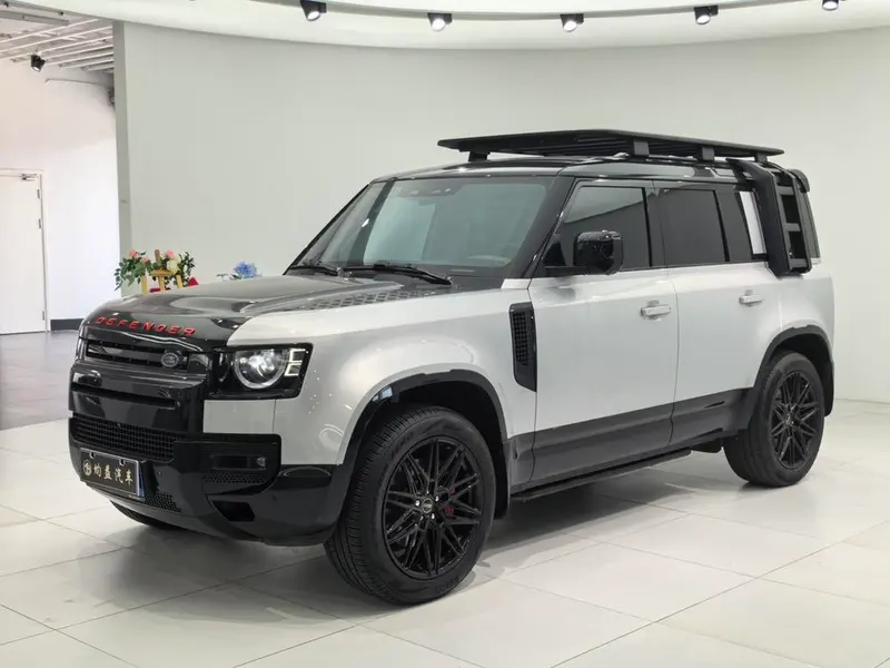 Land Rover Defender, 2022