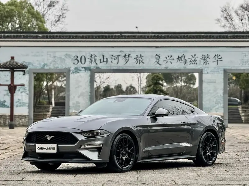 Ford Mustang, 2021
