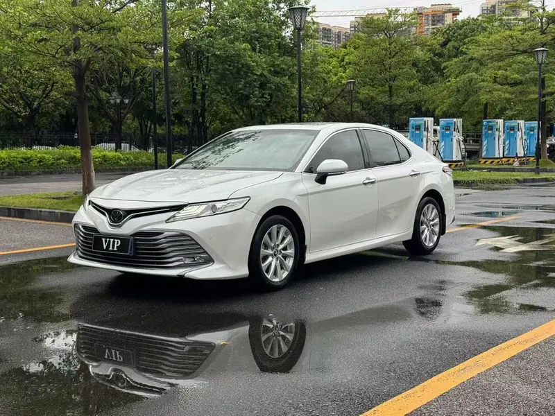 Toyota Camry, 2019