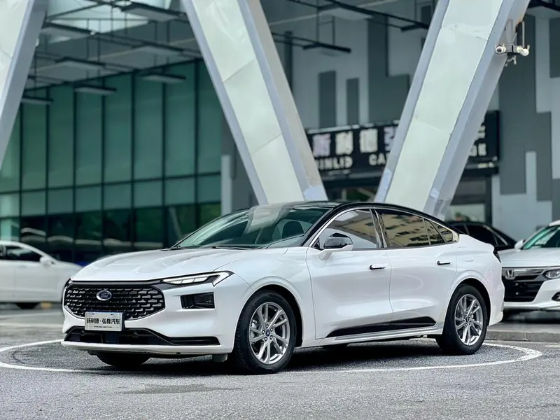 Ford Mondeo, 2023