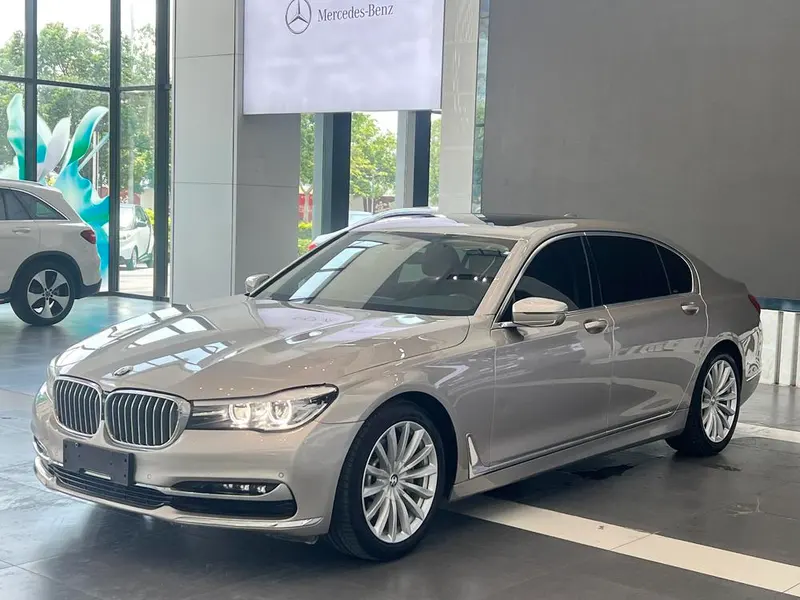 BMW 7-Series, 2018
