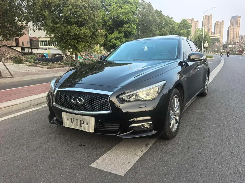 Infiniti Q50L, 2016