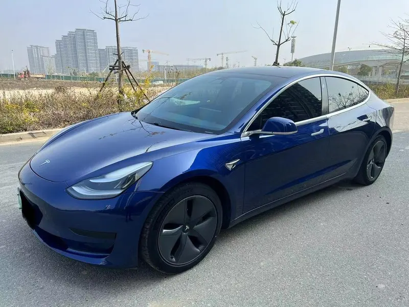 Tesla Model 3, 2020