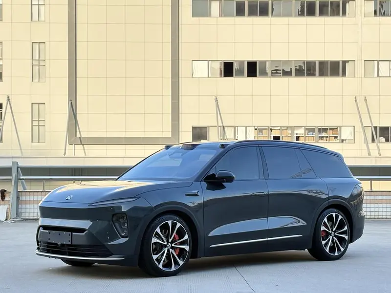 NIO ES8, 2023