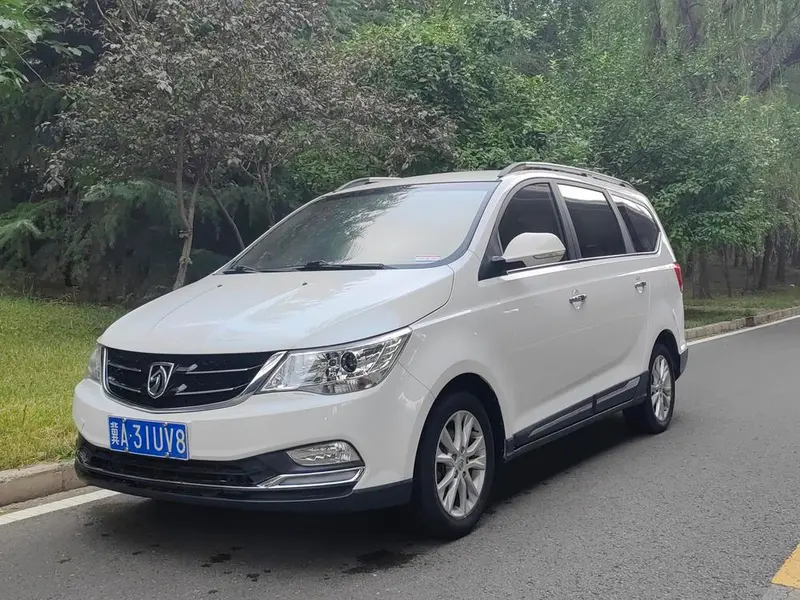 Baojun 730, 2016