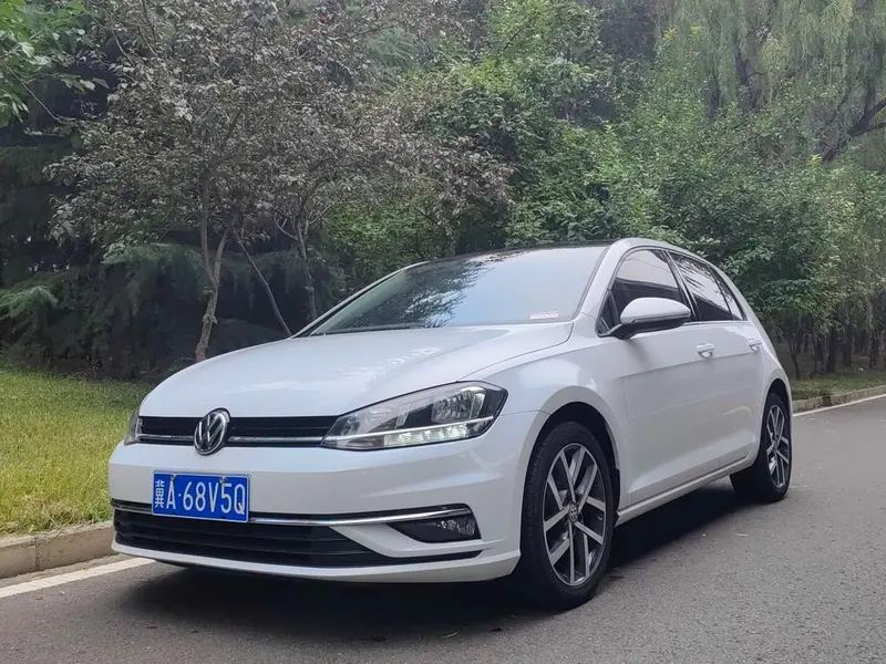 Volkswagen Golf, 2020
