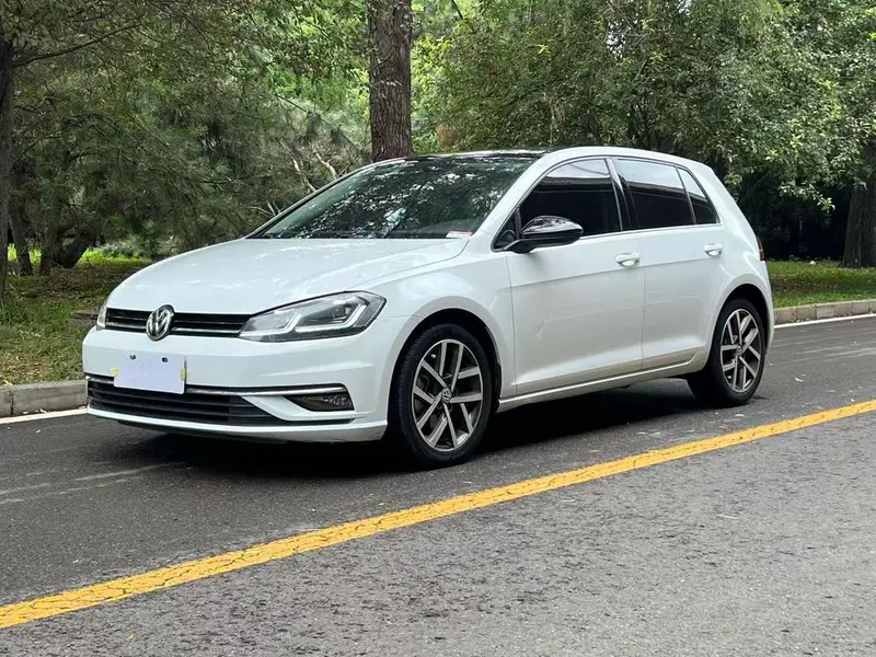 Volkswagen Golf, 2020
