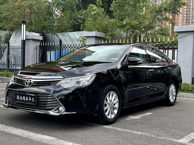 Toyota Camry, 2015